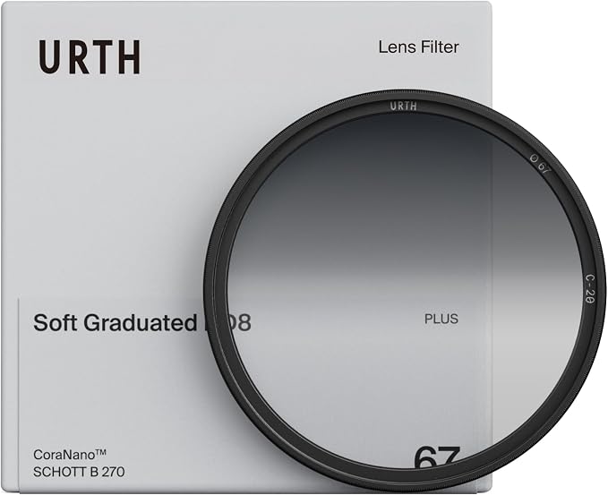 Urth 40.5mm Soft Graduated ND8 Lens Filter — 3-Stop, HD Optical Glass 20-Layer by Urth