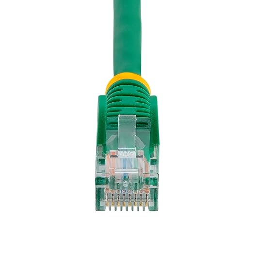 StarTech.com Cat5e Ethernet Cable - 5 ft - Green- Patch Cable - Snagless Cat5e - Image 4