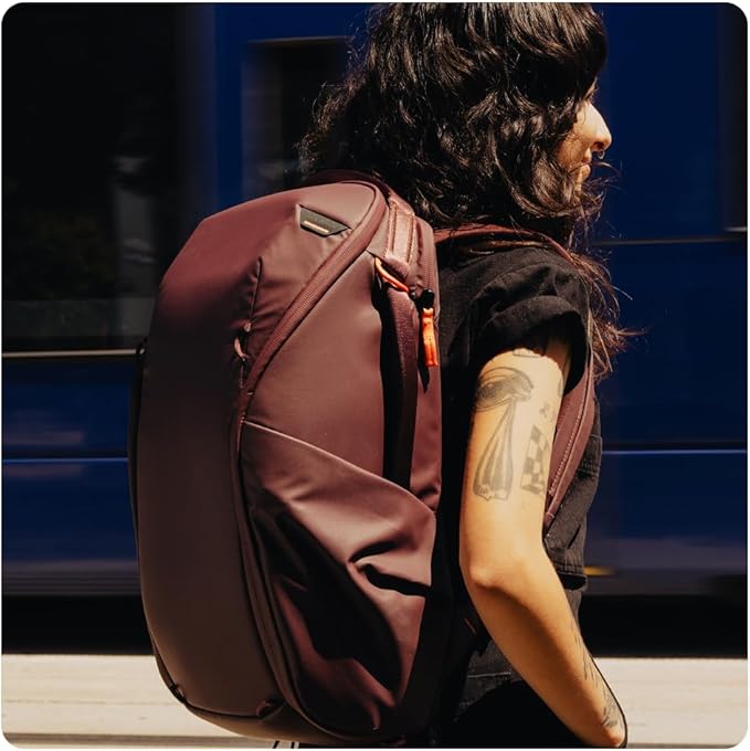Peak Design Everyday Backpack Zip 20L, 270-Degree Zip, Dual Side Pockets - Image 6